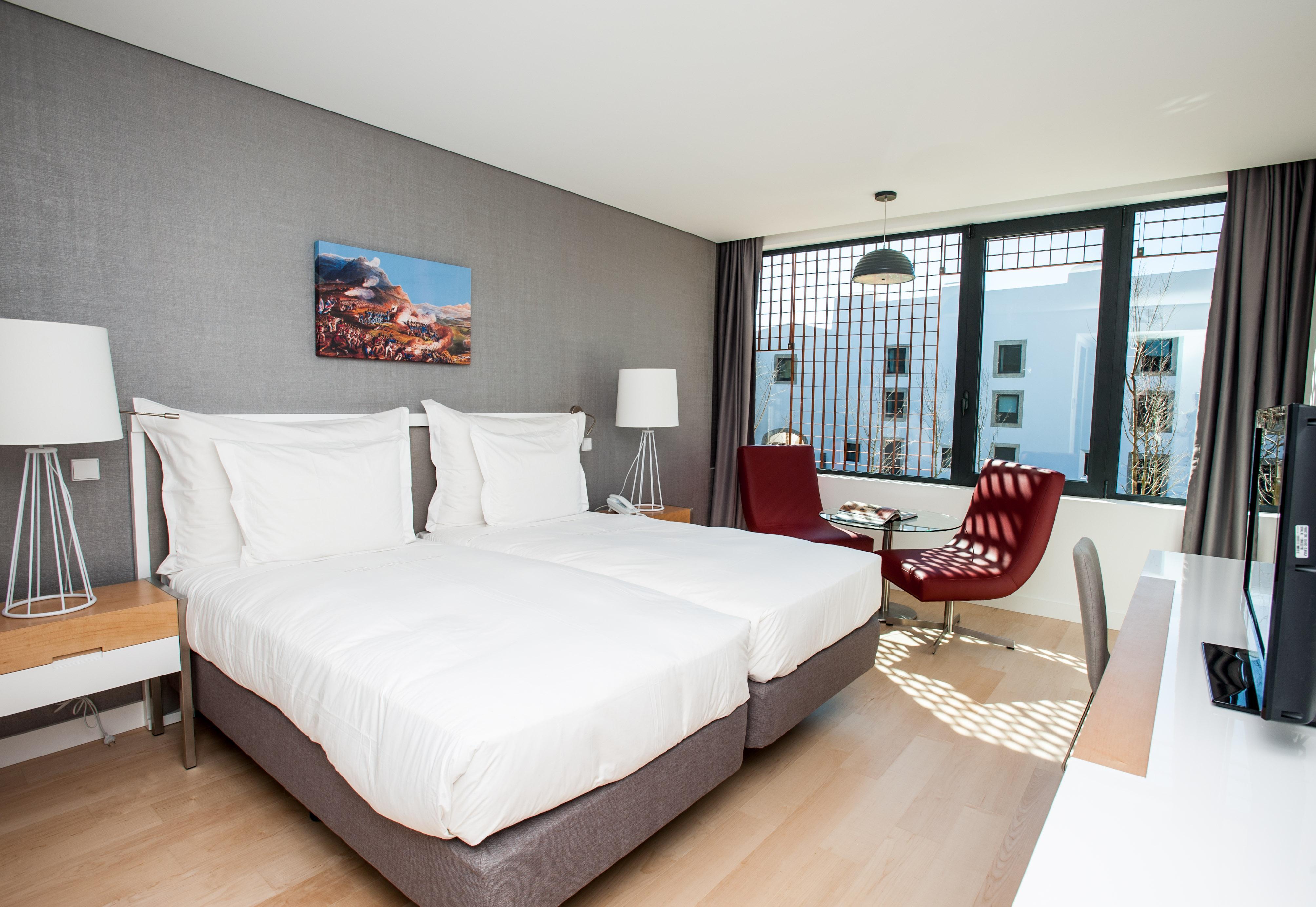 Pestana Cidadela Cascais - Pousada & Art District Phòng bức ảnh A room at the hotel