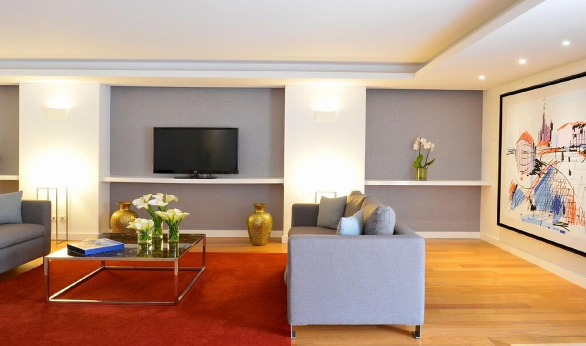 Pestana Cidadela Cascais - Pousada & Art District Ngoại thất bức ảnh A living room at the Mandarin Oriental, Munich