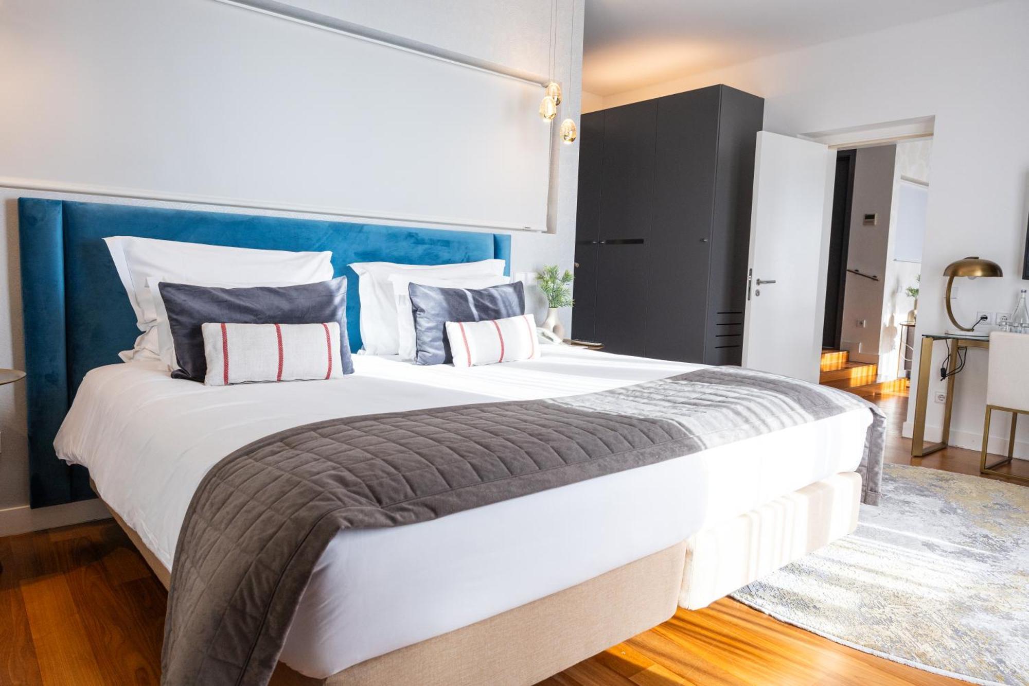 Pestana Cidadela Cascais - Pousada & Art District Ngoại thất bức ảnh A bedroom at the hotel